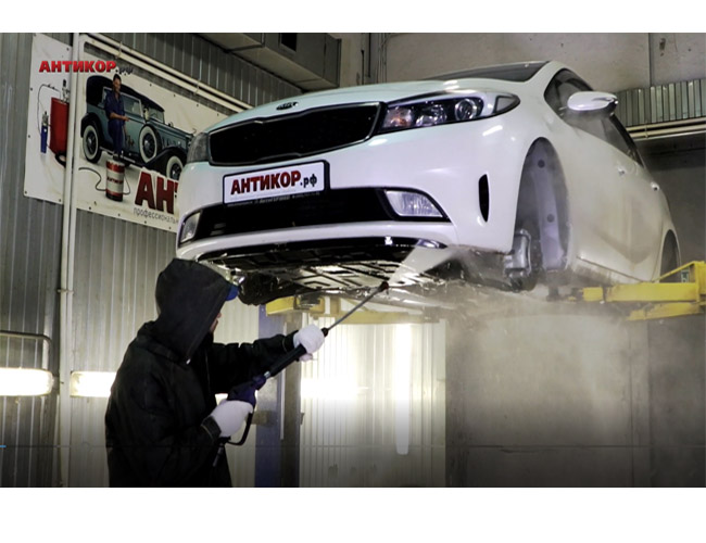 • Мойка днища и колесных арок