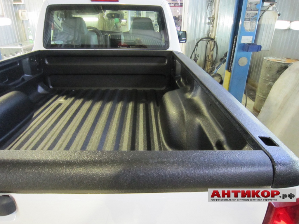 * Высокопрочные защитные покрытия из полиуретана.